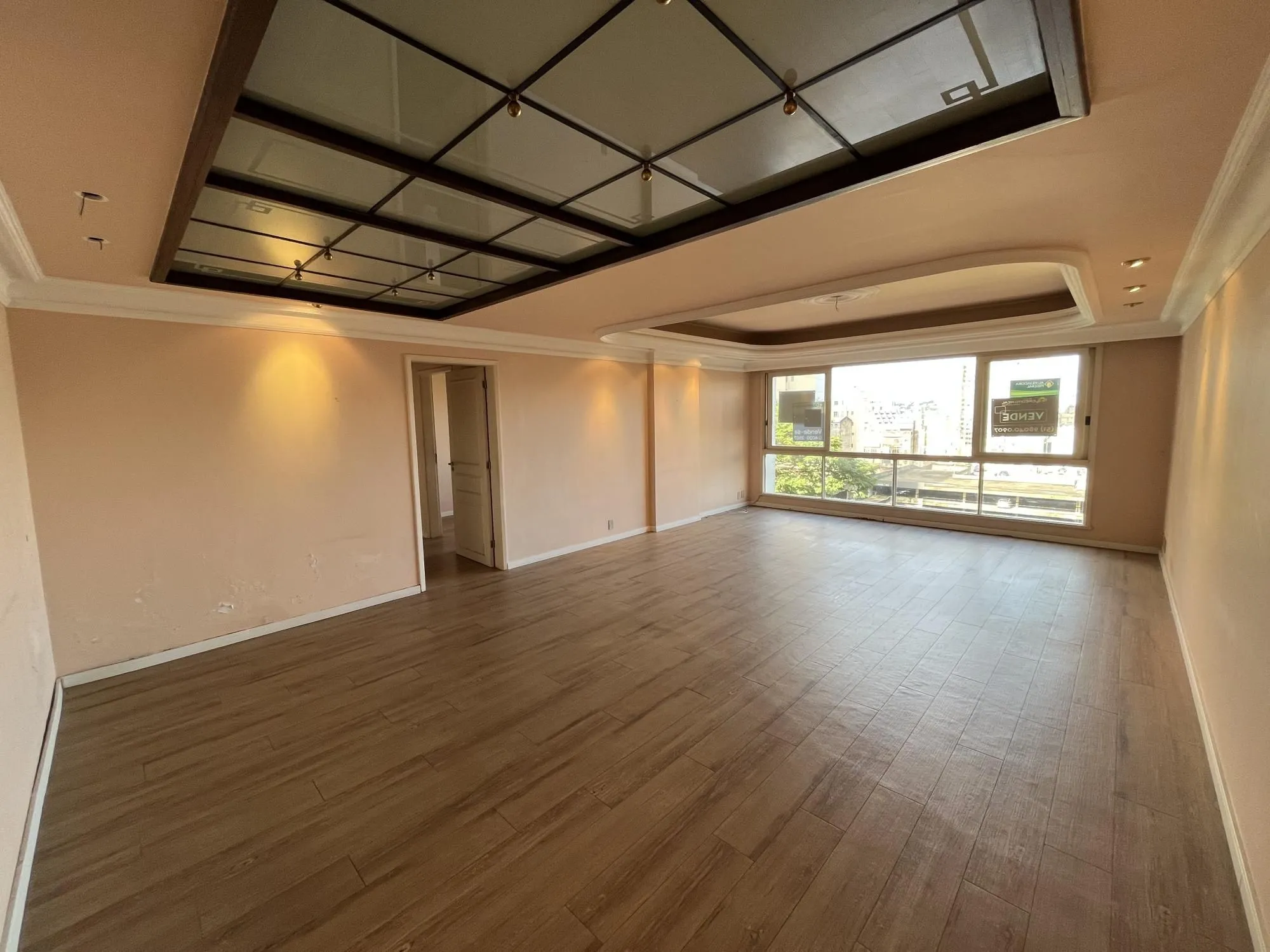 Imagem Apartamento Venda - 190.8m², 3 dormitórios, 1 suíte, 1 vaga - Centro Histórico