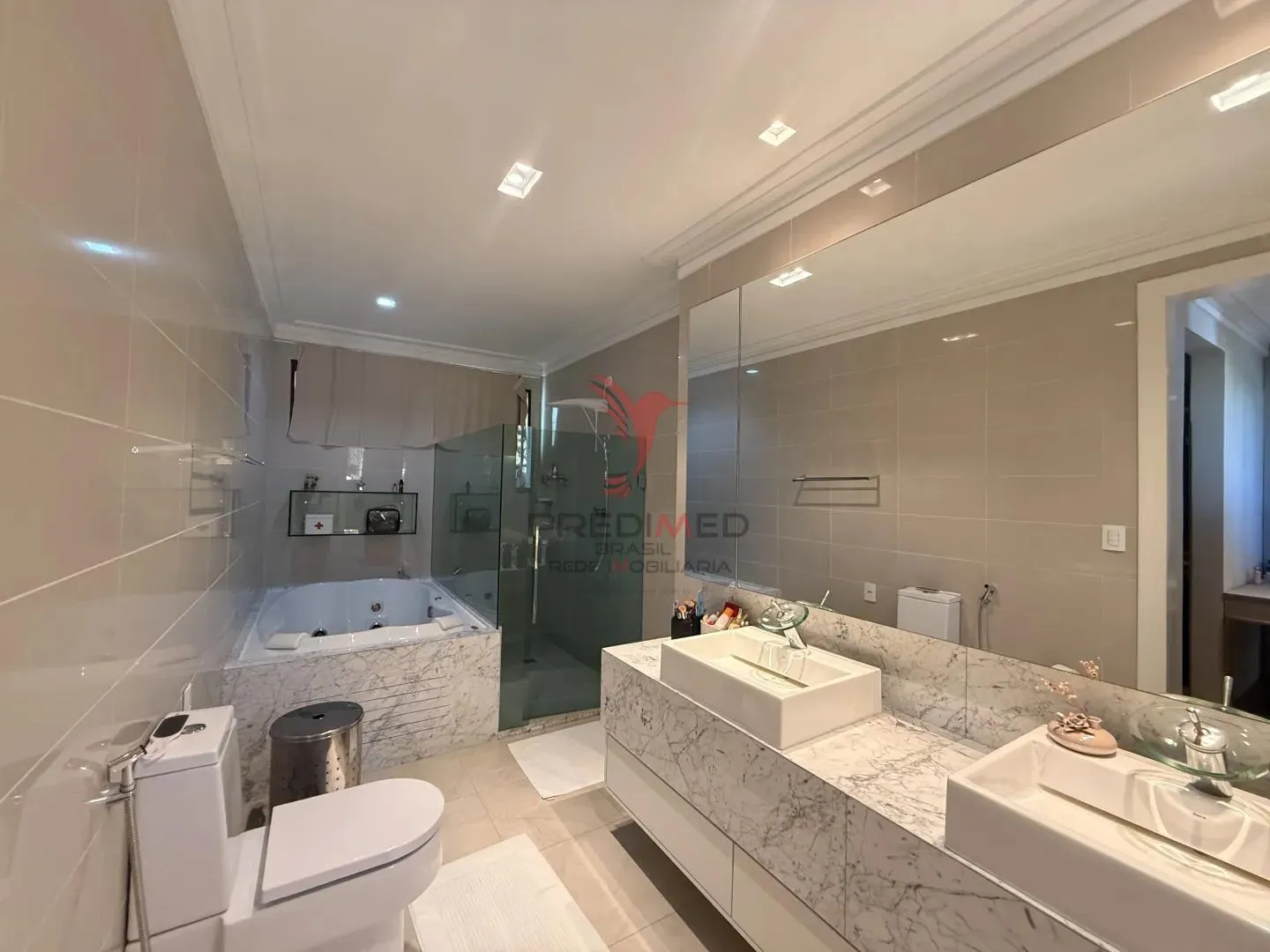 Imagem Casa Alto padrão com piscina em Intermares - Cabedelo PB