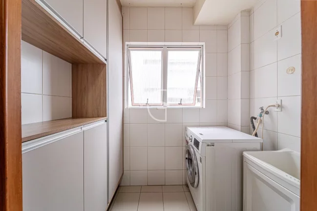 Imagem Apresentamos um lindo apartamento com 3 quartos, sendo 1 suíte