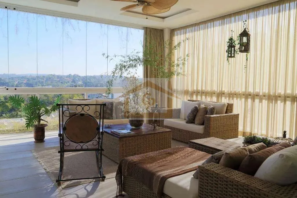 Imagem Golf Village | Moderna, 3 suítes, vista espetacular, gourmet, piscina e lareira