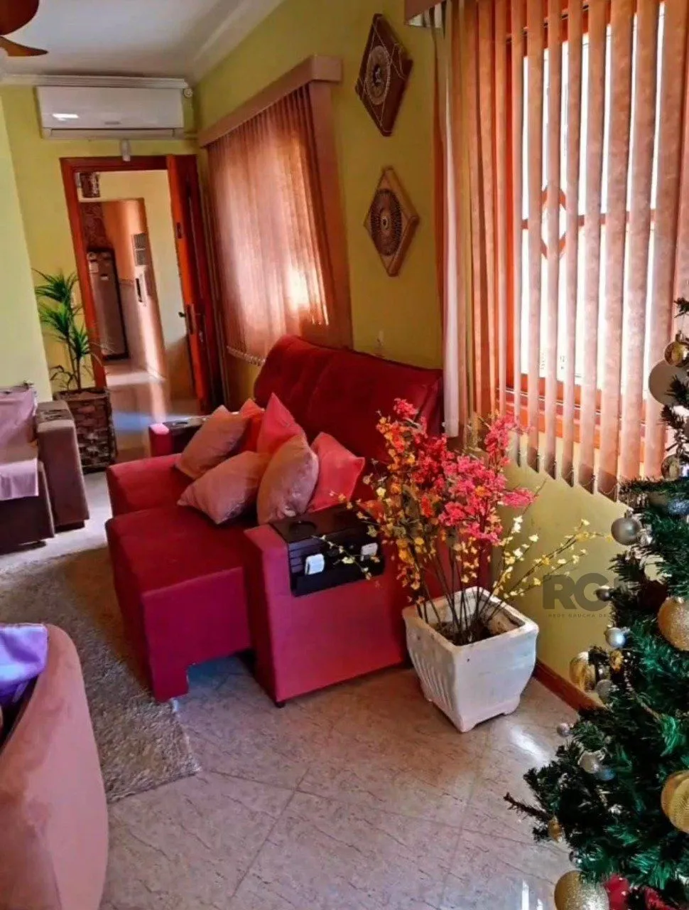 Imagem Casa 3 dormitórios, 1 suíte, vaga de garagem, Bairro Parque da Matriz