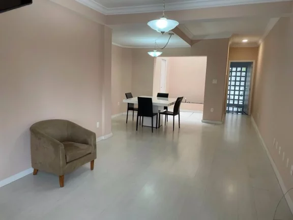 Imagem CASA RESIDENCIAL em SÃO PAULO - SP, BOSQUE DA SAÚDE