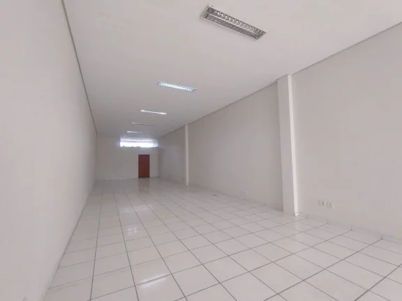 Imagem Barracão comercial , amplo com ótima metragem ,contendo copa , 2 banheiros , localizado em Santa T...