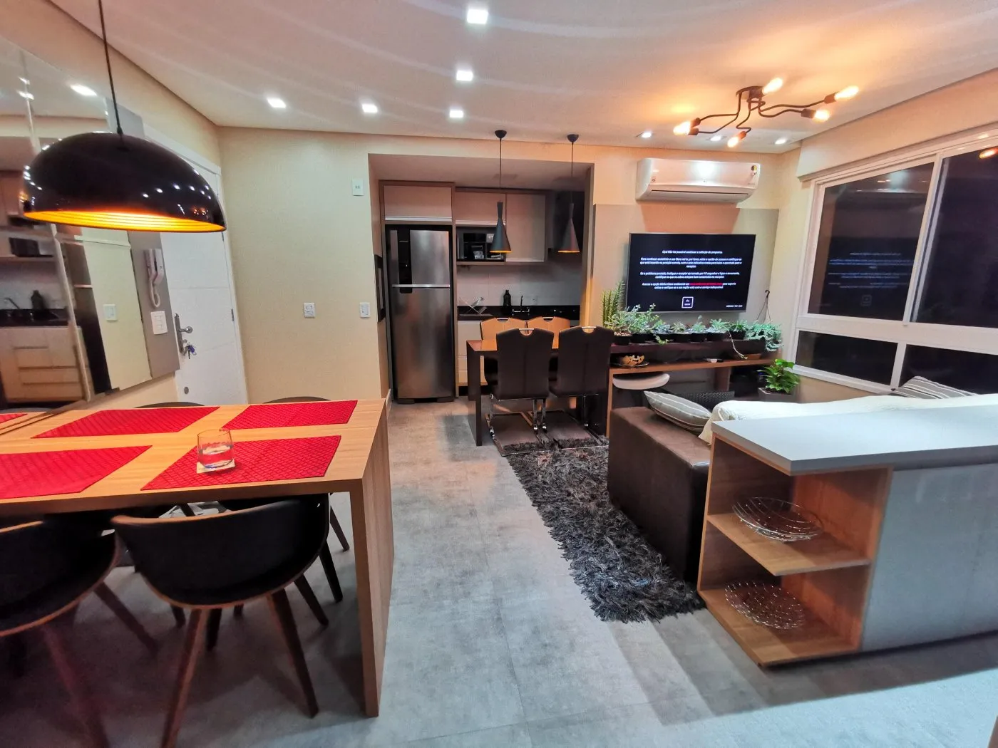 Imagem A Mais Assertiva Inteligência Imobiliária vende;  Belíssimo apartamento mobiliado  02 dormitó...