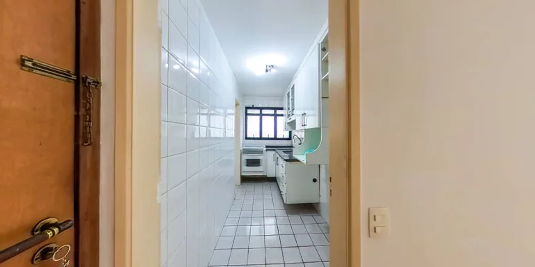 Imagem Apartamento com 2 quartos e 2 vagas à venda na Vila Olímpia.
