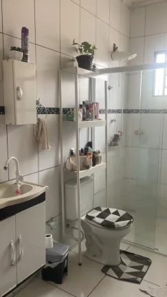 Imagem Bauru/SP  Casa NH Edson F Silva, 02 suítes, piscina