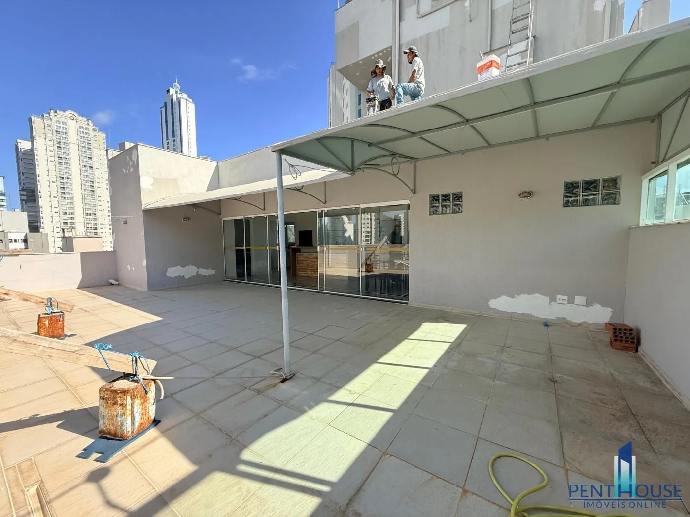 Imagem Cobertura para Venda em Balneário Camboriú, CENTRO, 3 dormitórios, 1 suíte, 3 banheiros, 3 vagas