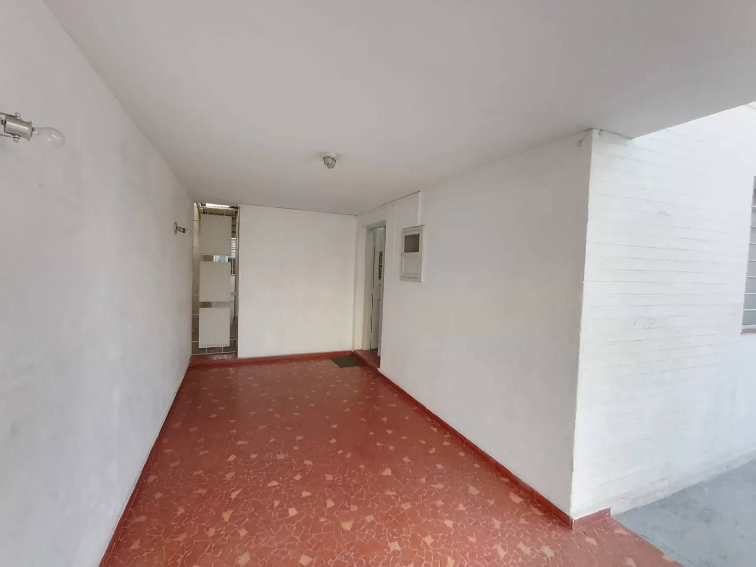 Imagem Comercial para Locação 4 Suites, 3 Vagas, 183M², Jardim das Nações, Taubaté - SP