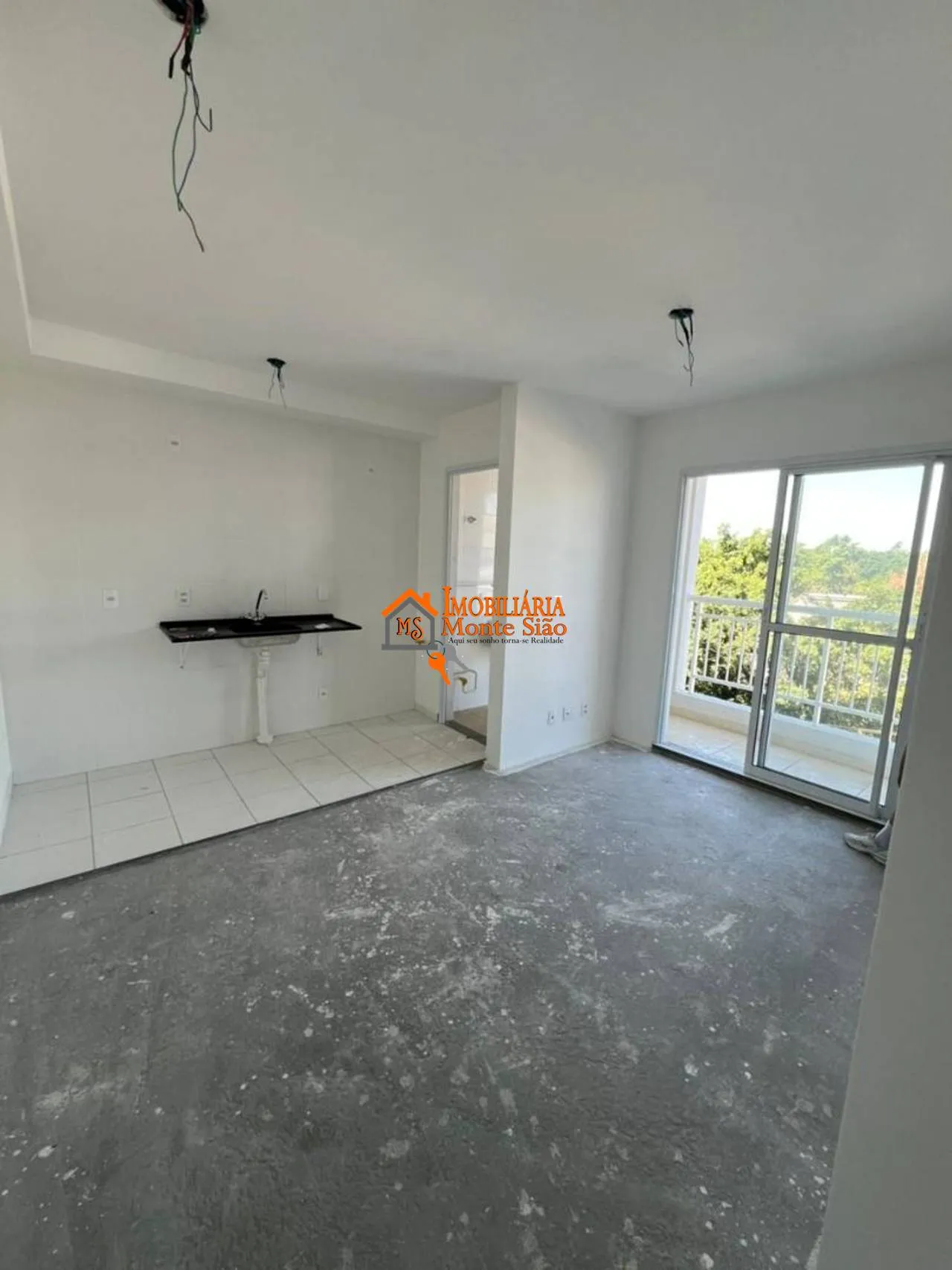 Imagem Apartamento com 2 dormitórios à venda, 43 m² por R$ 370.000,00 - Água Chata - Guarulhos/SP