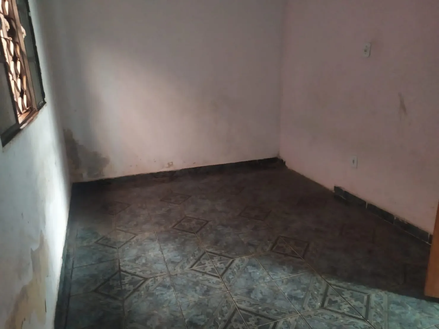 Imagem Casa à venda 2 Quartos, 1 Vaga, 100M², Alto São Pedro, Taubaté - SP