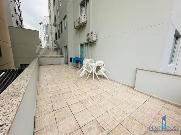 Imagem Apartamento com Terraço para Venda em Balneário Camboriú, CENTRO, 2 dormitórios, 1 banheiro, 1 vaga