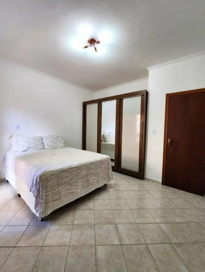 Imagem Impecável Casa na Praia Grande - GUILHERMINA