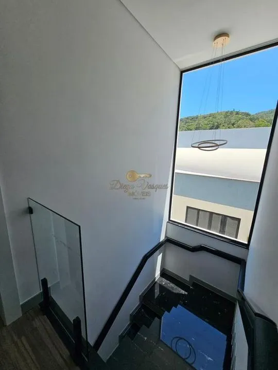 Imagem Casa em Condomínio para Venda em Teresópolis / RJ no bairro Posse