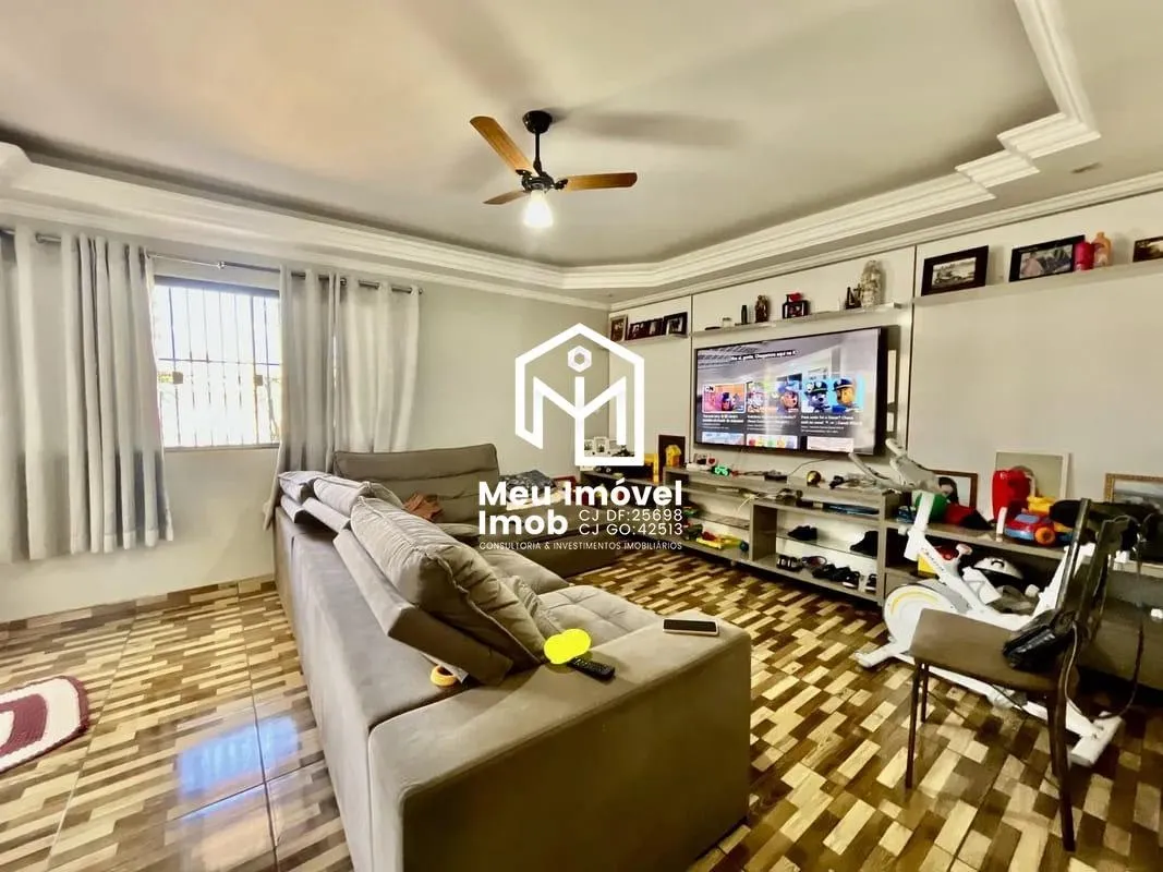 Imagem Casa 3 Quartos 2 Suítes 4 Vagas 360m² Taguatinga Norte/DF