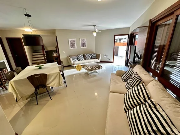 Imagem Casa de praia à venda quadra mar à venda Praia Centro Bombinhas SC