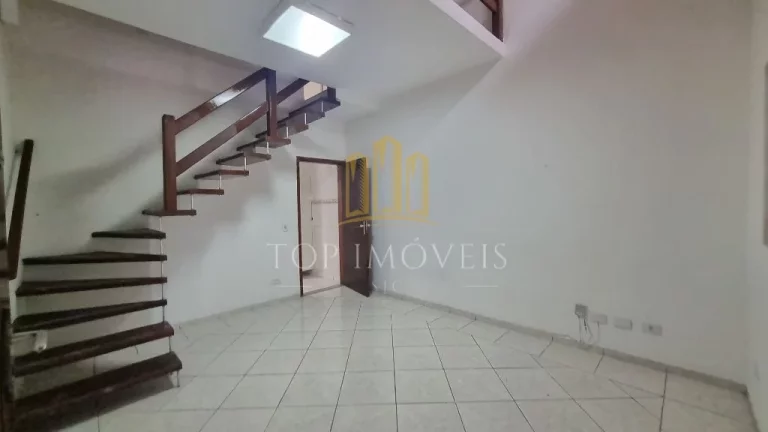Imagem maravilhoso sobrado três dormitórios com espaço gourmet no Jd das industrias