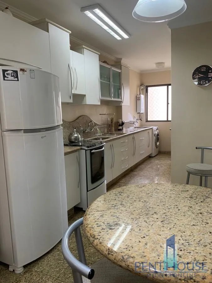 Imagem Apartamento Quadra Mar para Venda em Balneário Camboriú, CENTRO, 3 dormitórios, 1 suíte, 2 banheiros, 1 vaga