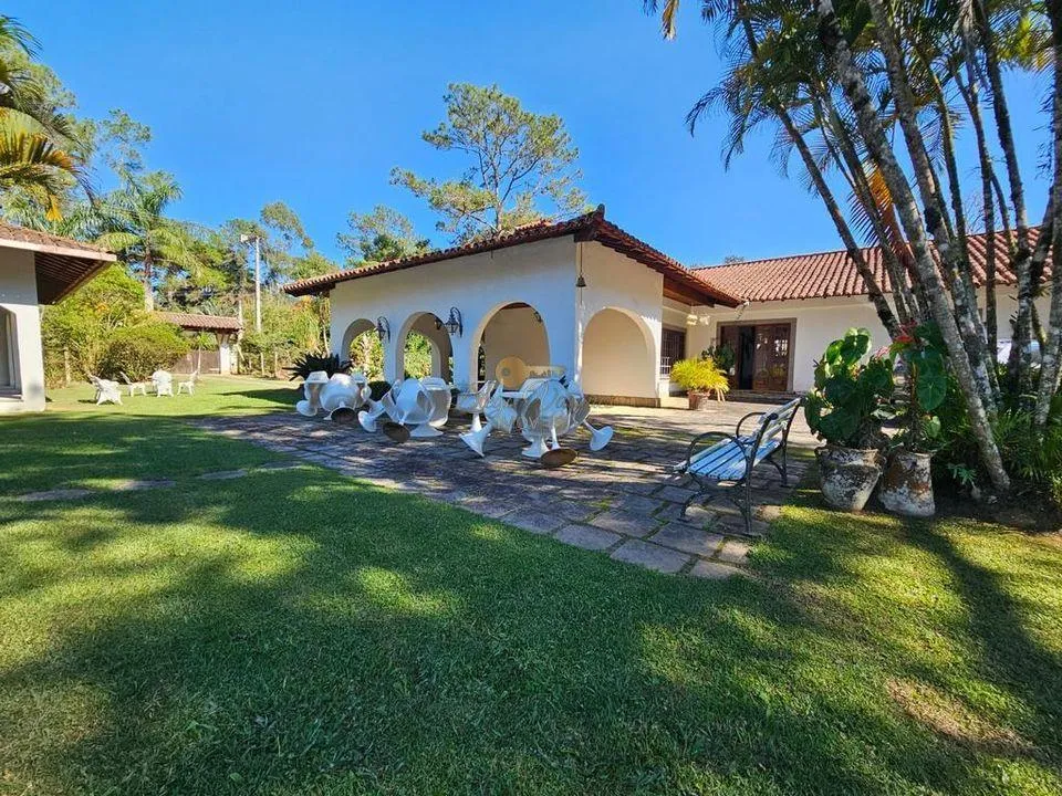Imagem Casa em Condomínio para Venda em Teresópolis / RJ no bairro Albuquerque