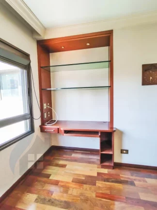 Imagem Apartamento de 5 dormitórios sendo 2 suíte, 6 vagas, com 240m² em Rudge Ramos, São Bernardo do Campo