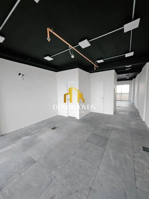 Imagem Sala 146,37 m² no Trilogy Offices com 4 vagas e 2 wc, Baeta, SBC