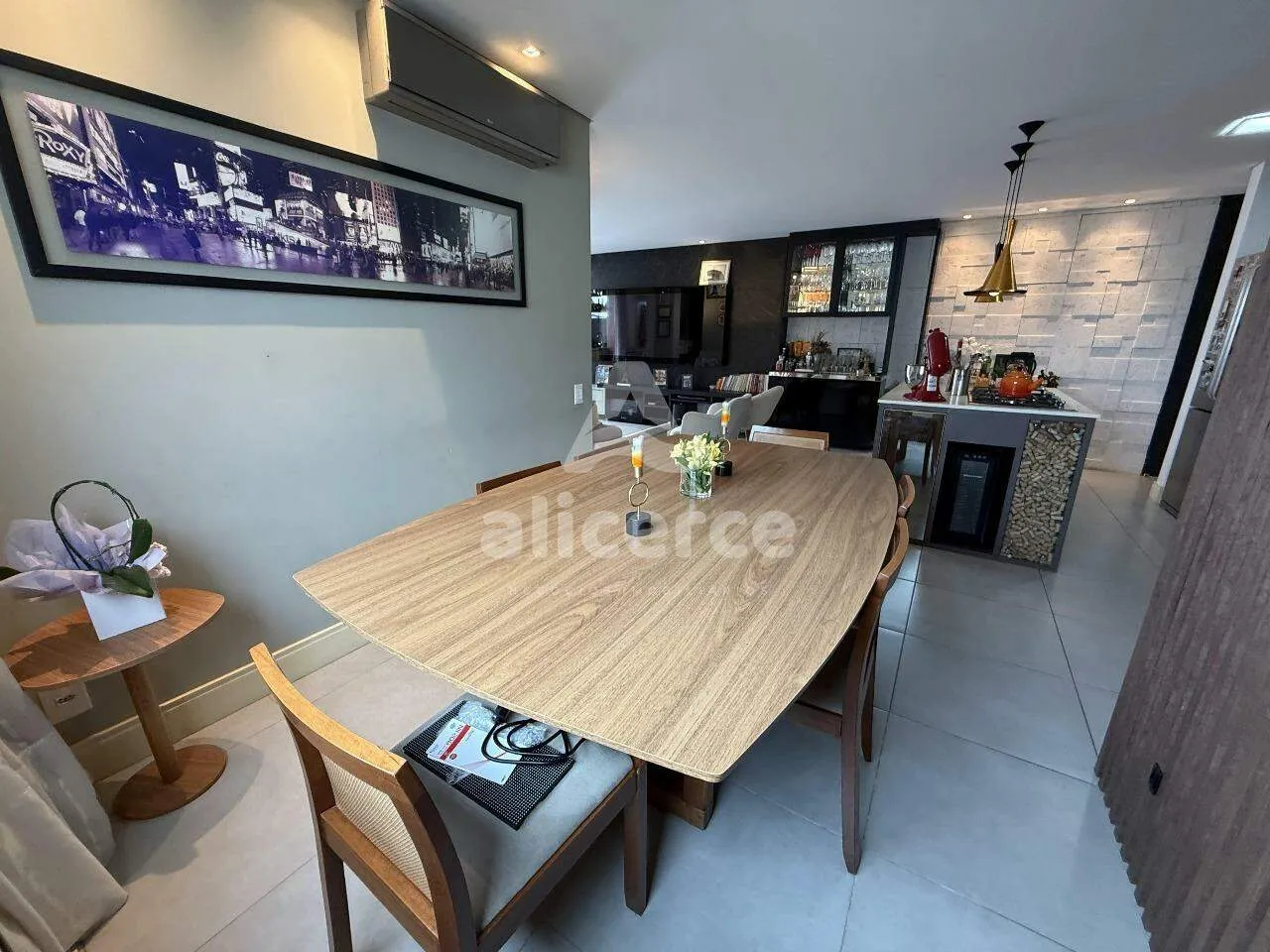 Imagem Apartamento à venda com 2 quartos , 110m² em Campinas São José