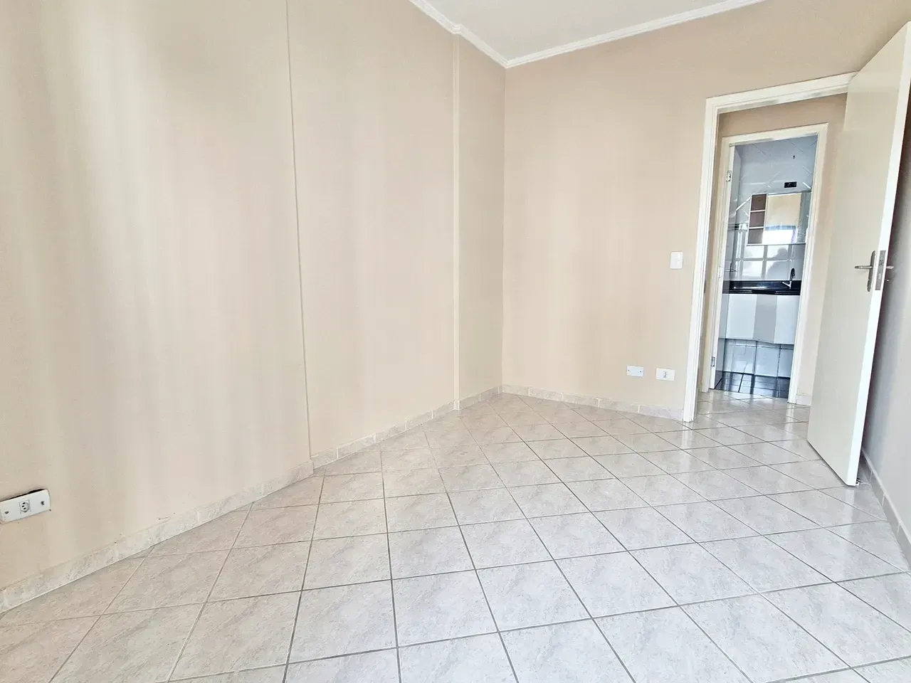Imagem Apartamento com 2 Quartos à Venda, 73 m² em Mirim - Praia Grande