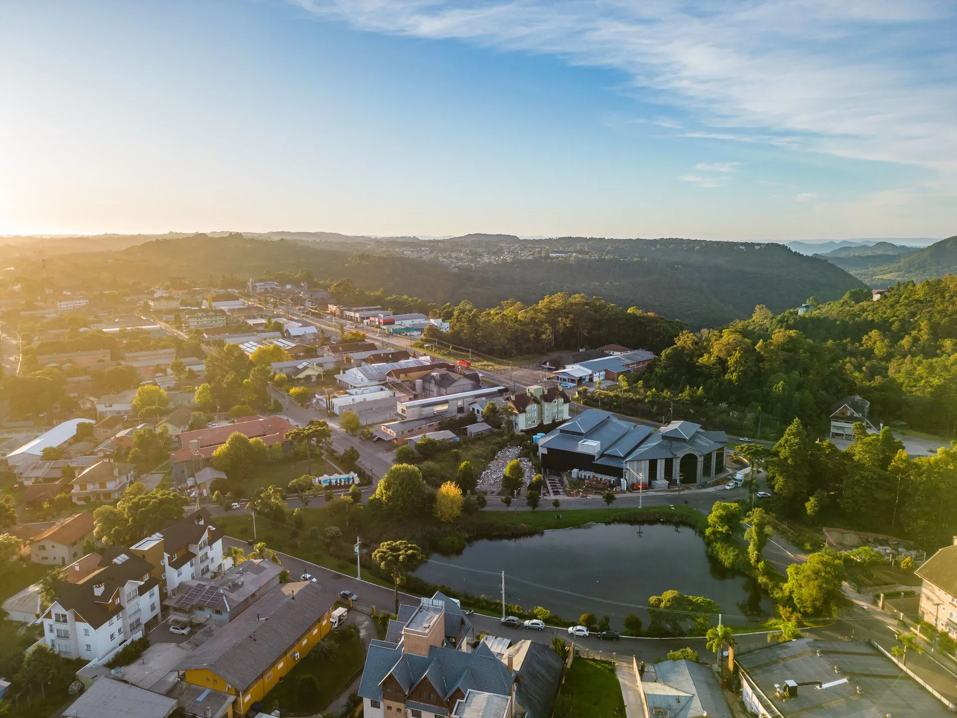 Imagem Lote à venda em Gramado, Carniel, 180.73m2