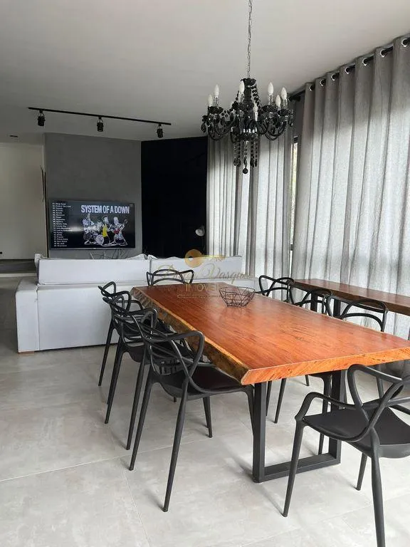 Imagem Casa em Condomínio para Venda em Teresópolis / RJ no bairro Albuquerque