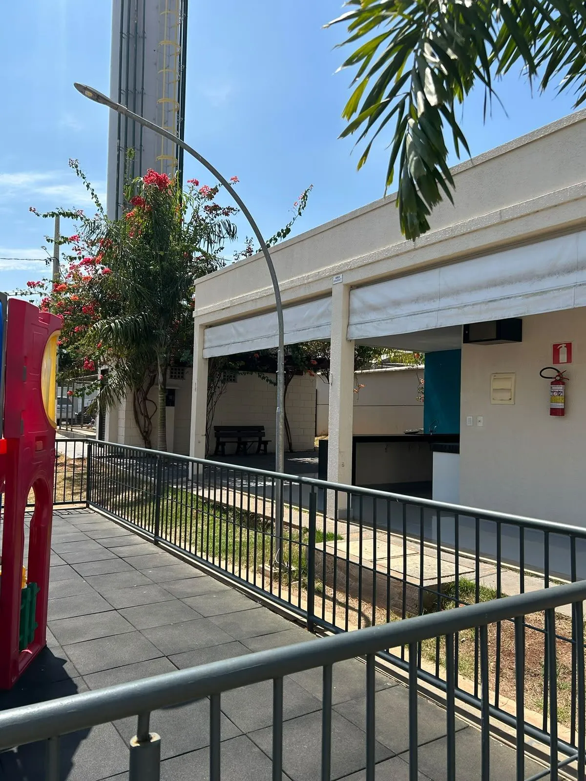 Imagem APARTAMENTO À VENDA - CONDOMÍNIO CHAPADA DAS PAINEIRAS 2 quartos