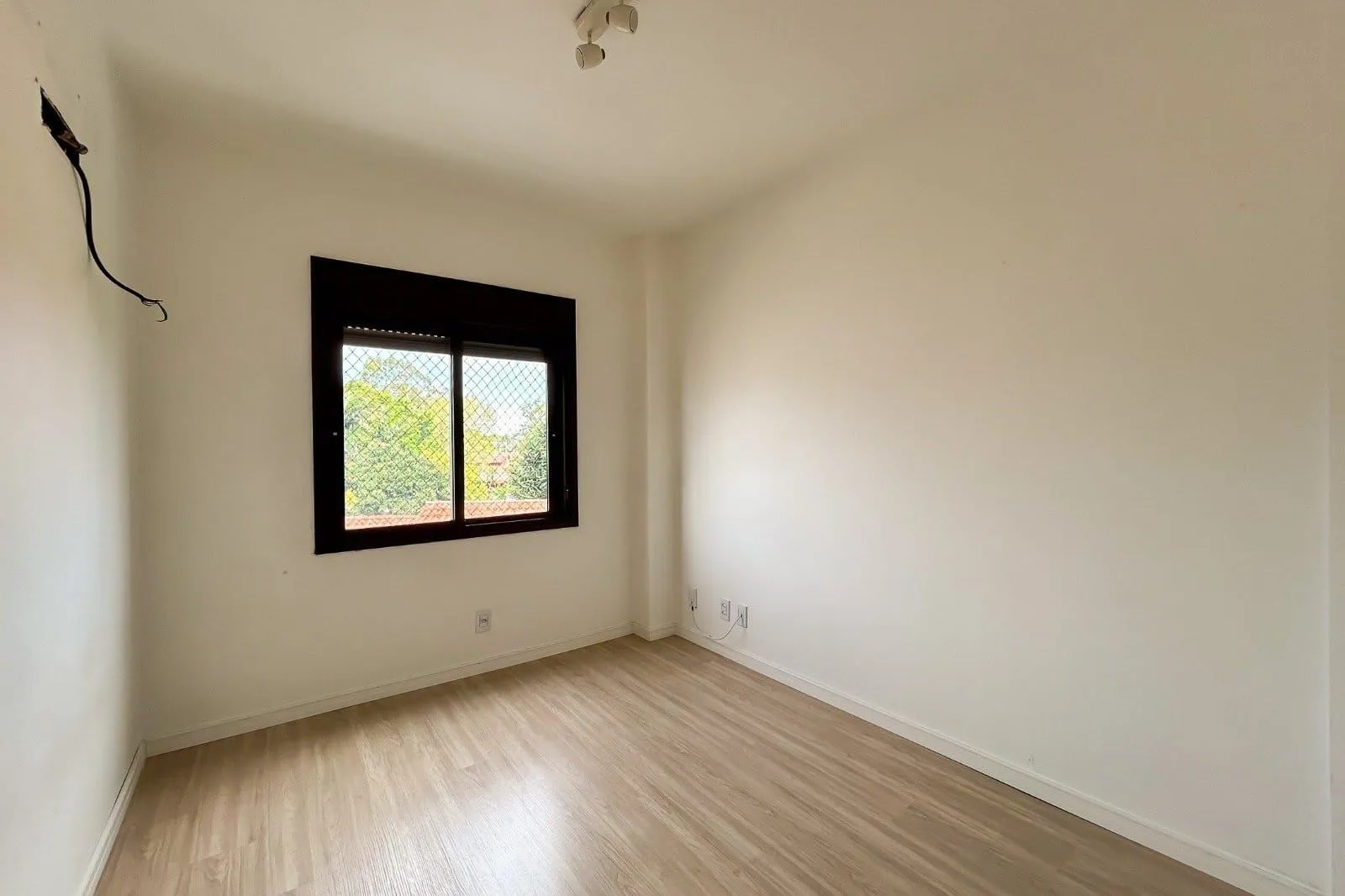 Imagem Apartamento no bairro Ipanema, 3 dormitórios - 1 suíte - 2 vagas