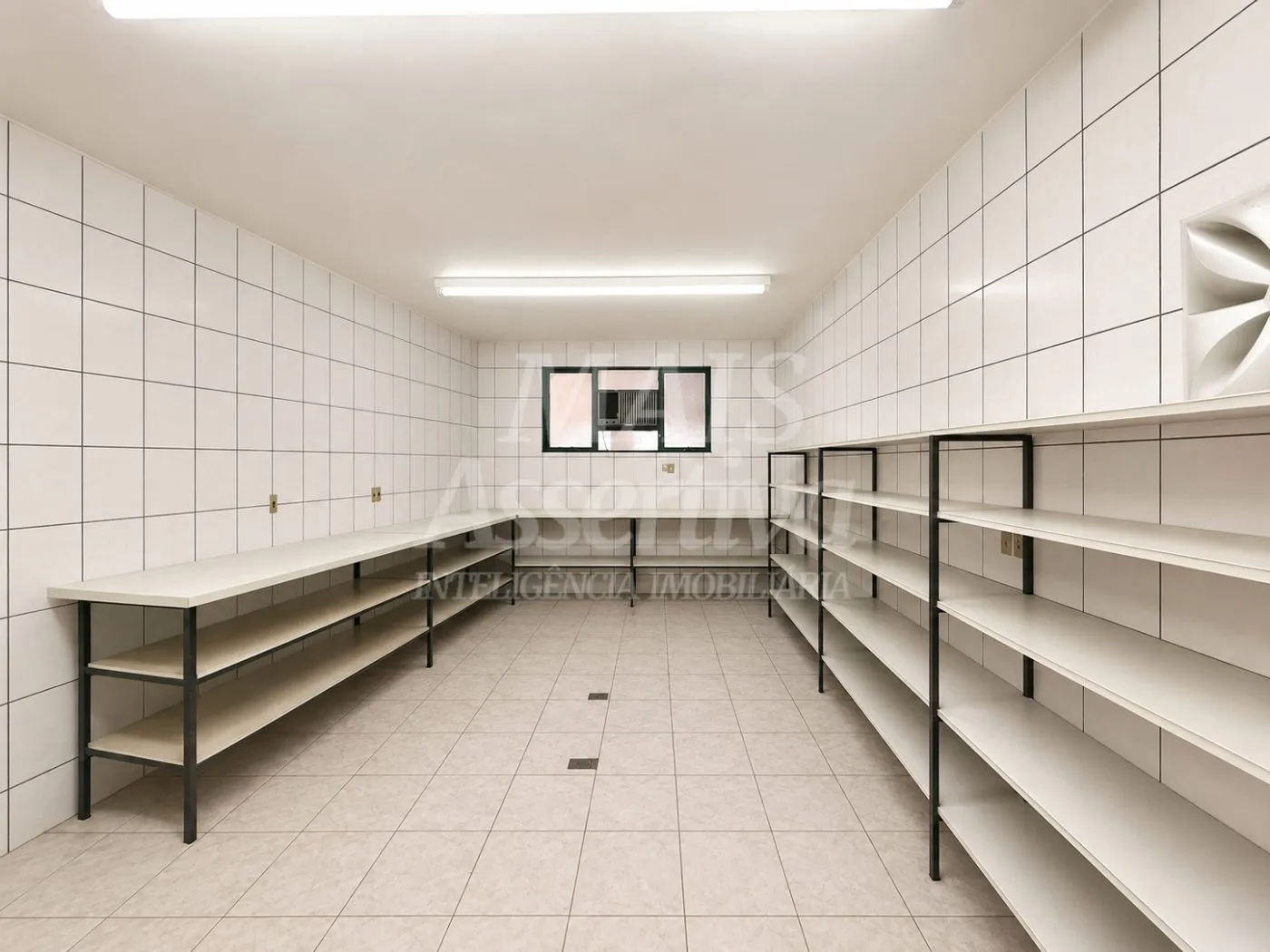 Imagem Prédio comercial pra locação de 1.440m² e terreno de 2.000m² - Novo hamburgo