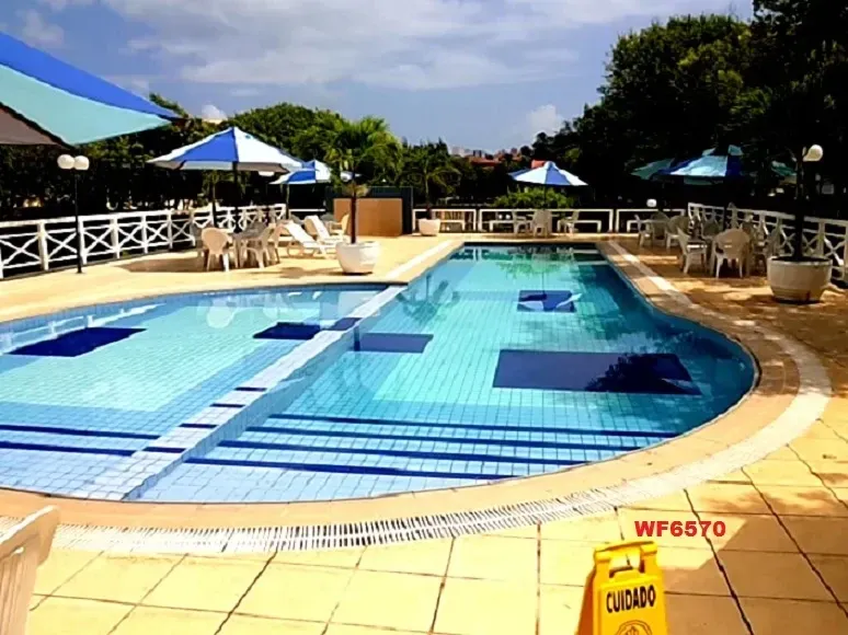 Imagem Casa de Condomínio com 4 Quartos para Alugar, 420 m² em De Lourdes - Fortaleza