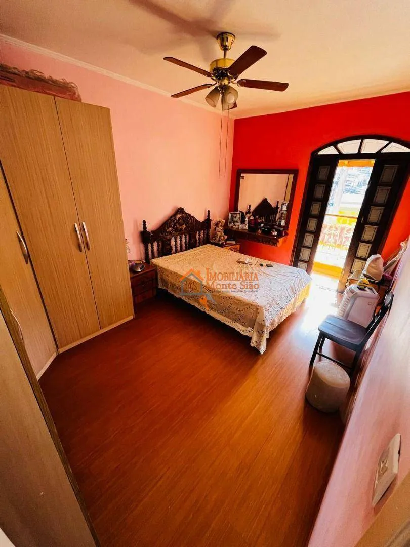 Imagem Sobrado com 3 dormitórios à venda, 128 m² por R$ 685.000,00 - Jardim Santa Mena - Guarulhos/SP