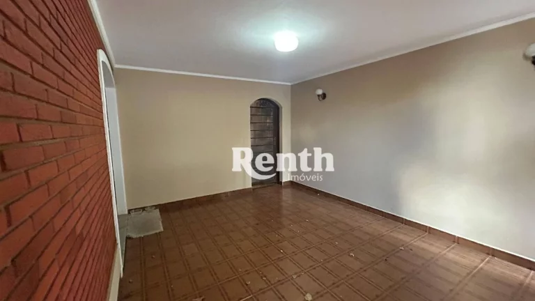 Imagem Casa com 2 suítes para alugar, 210 m² por R$ 3.350/mês - Centro - Rio Claro/SP