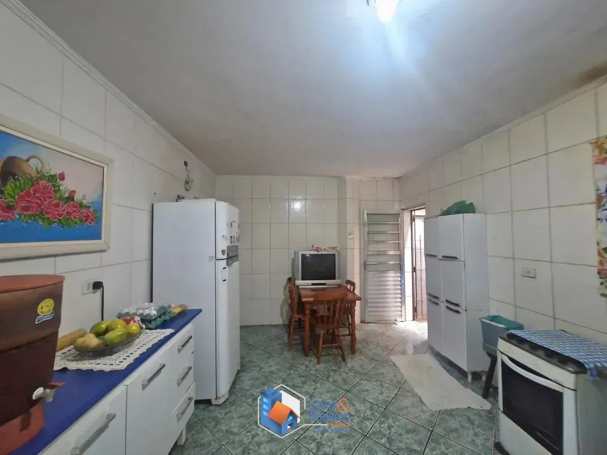 Imagem Casa para venda em Vila Carbone com 4 quartos, sendo 2 suítes, 138m²