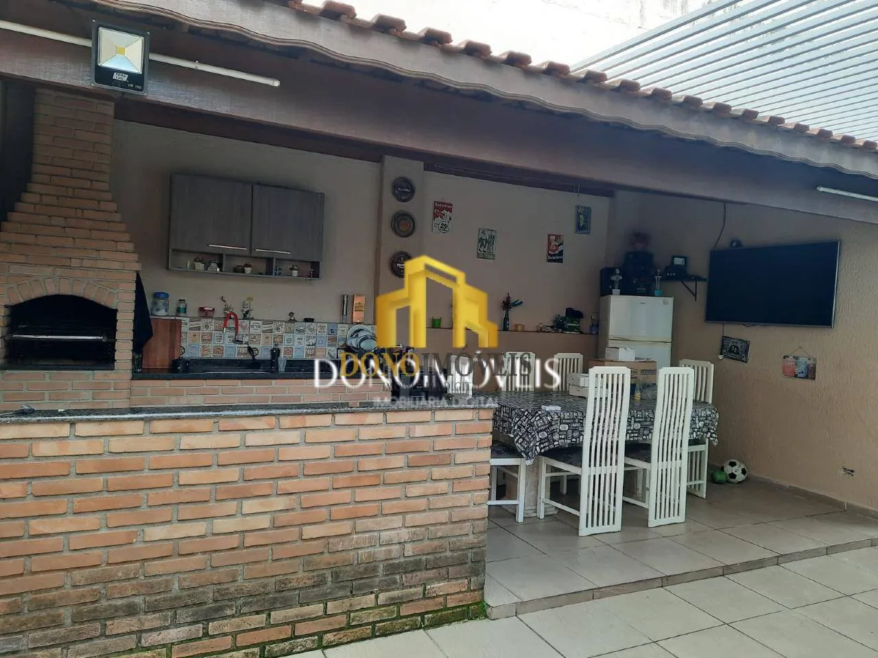 Imagem Casa 220 m² 3 dorms 1 suíte 6 vagas piscina Santa Terezinha SBC