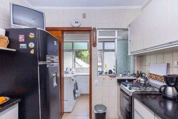 Imagem Cobertura para Venda - 100.94m², 3 dormitórios, sendo 1 suites, 2 vagas - Petrópolis