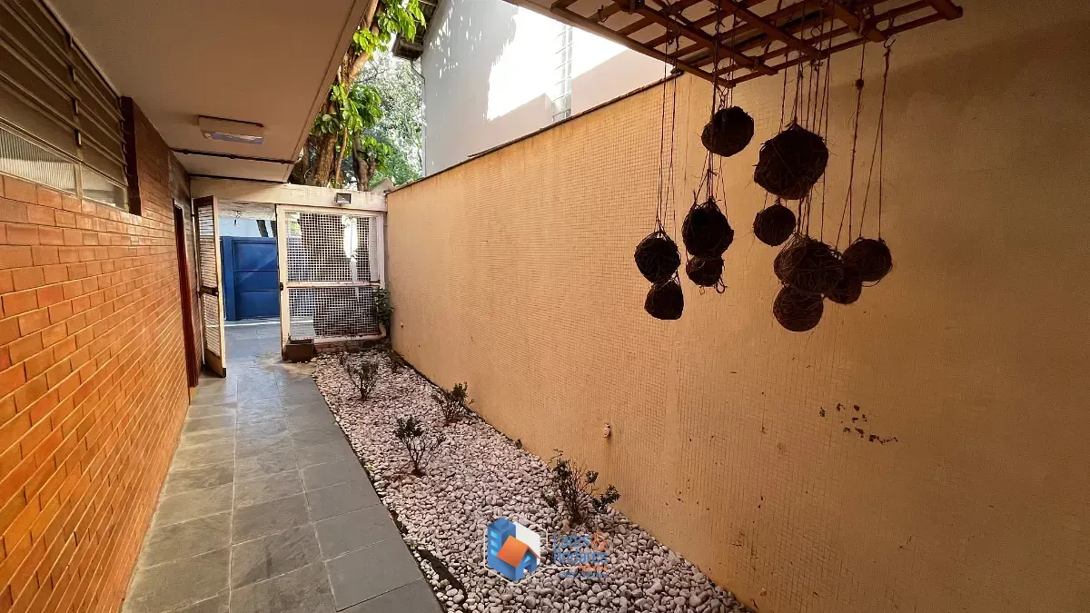 Imagem Casa para venda em Jardim Europa com 4 quartos, sendo 1 suíte, 345m²