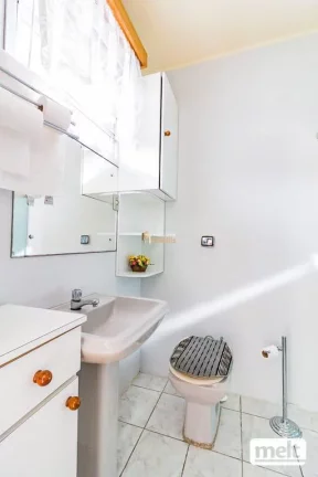 Imagem Casa semimobiliada com closet e churrasqueira em Viamópolis, Viamão - Venda