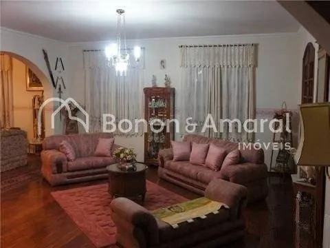 Imagem Casa em condomínio com 1100m² e 7 quartos