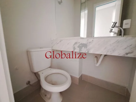 Imagem Apartamento à venda com 82m², 2 suites, varanda com Grill, piscina, vaga demarcada por R$875.000,00 na Ponta da Praia em Santos