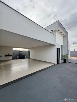 Imagem Casa à Venda no Afonso Queiroz em Patos de Minas – 3 Quartos, Suíte, Churrasqueira e Mais