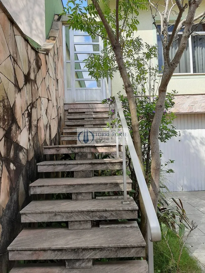 Imagem Bela casa 3dormitórios 2 banheiros e 4 vagas na Vila Formosa