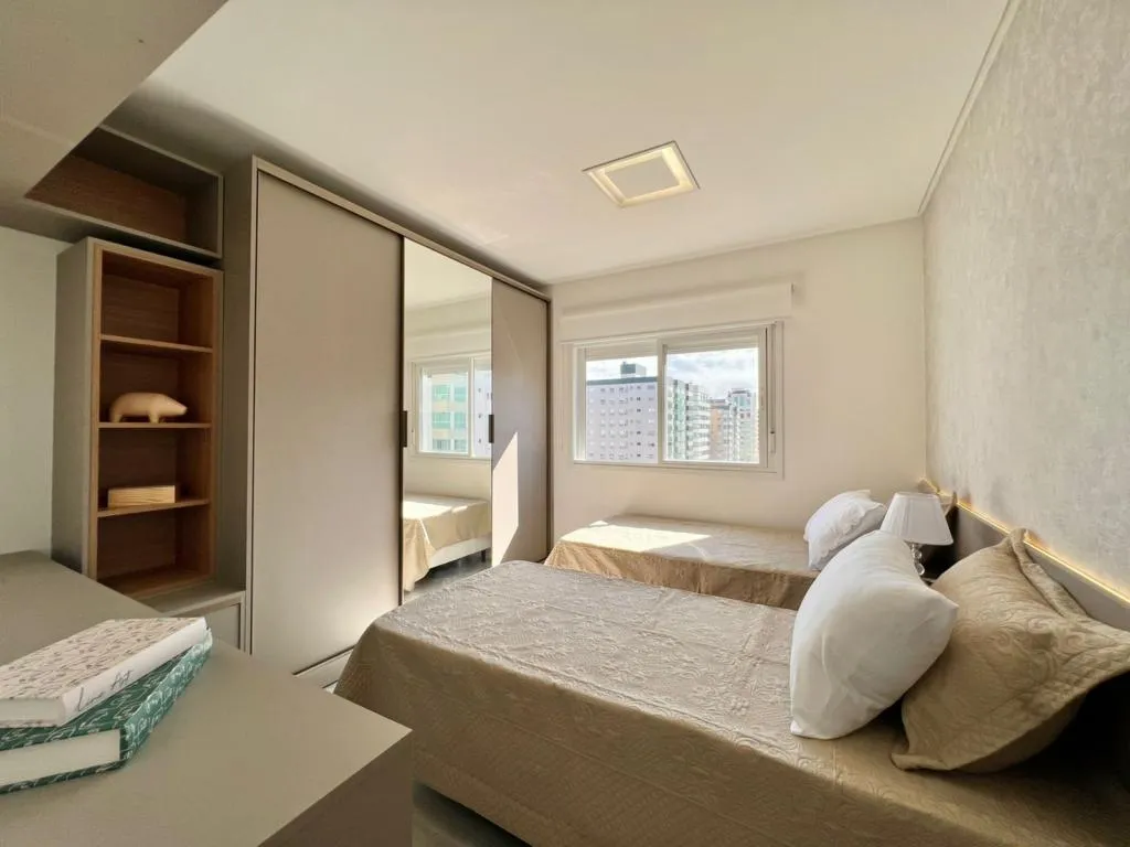 Imagem Apartamento 3 Dormitórios - Bairro Navegantes