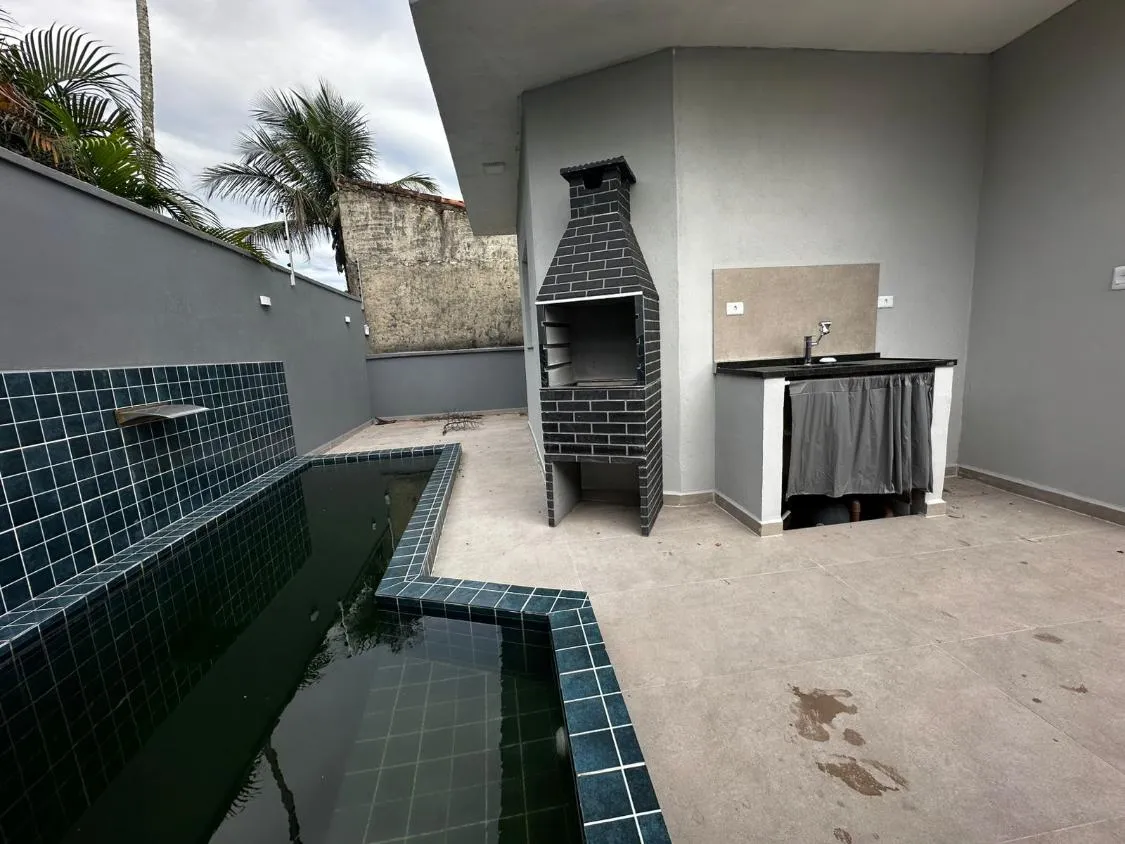 Imagem INCRIVEL CASA COM PISCINA A VENDA NA NOVA ITANHAÉM
