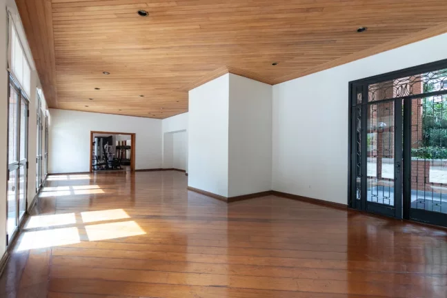 Imagem Apartamento à venda em São Paulo, Moema, com 3 quartos, 325m2