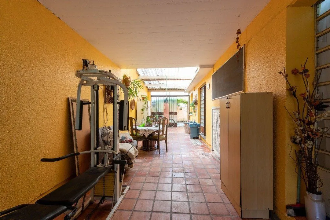 Imagem Casa para Venda - 435m², 4 dormitórios, sendo 4 suites, 4 vagas - Cristal