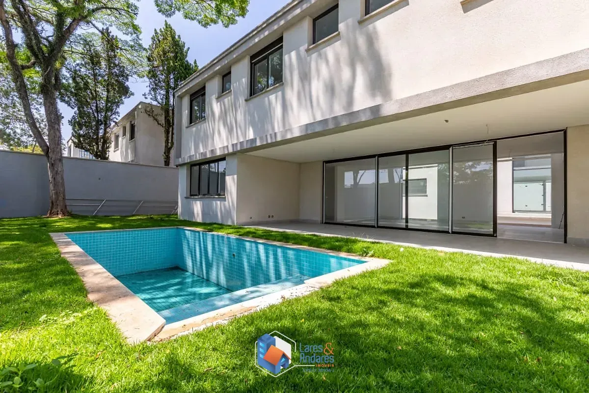 Imagem Casa em condomínio para venda em Jardim Cordeiro com 4 quartos, sendo 4 suítes, 719m²