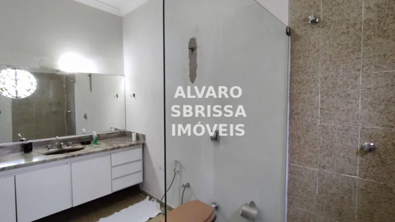 Imagem Chácara com 3 suítes 2 salas escritório, copa, cozinha e piscina no bairro Itaim Mirim em Itu SP