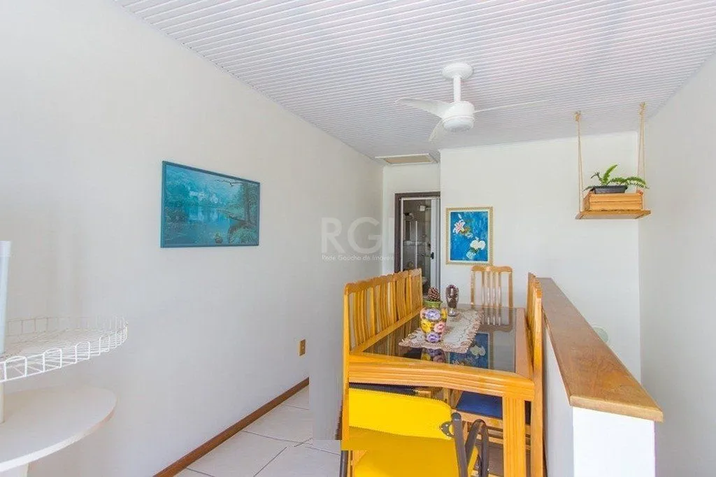 Imagem Cobertura para Venda - 120m², 3 dormitórios, sendo 1 suites, 1 vaga - Centro